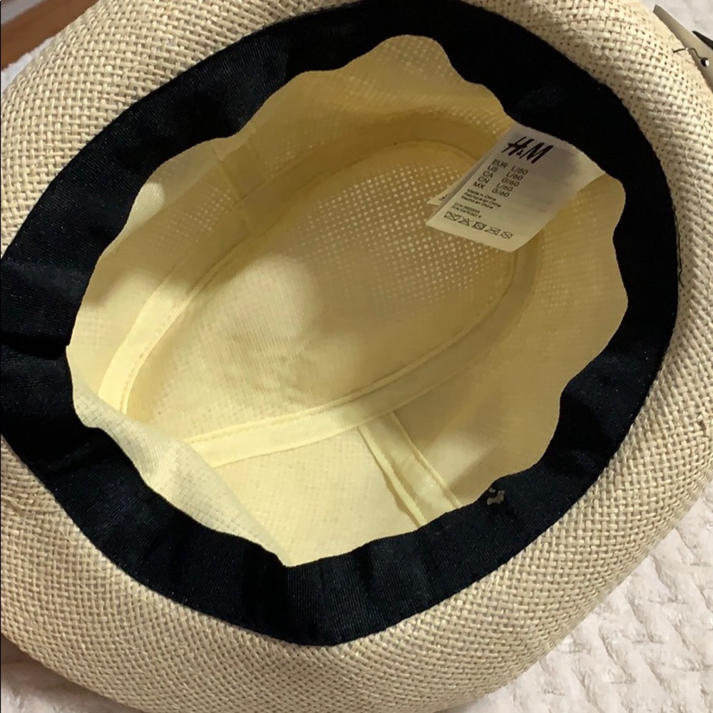 Hat - Picture 2 of 3